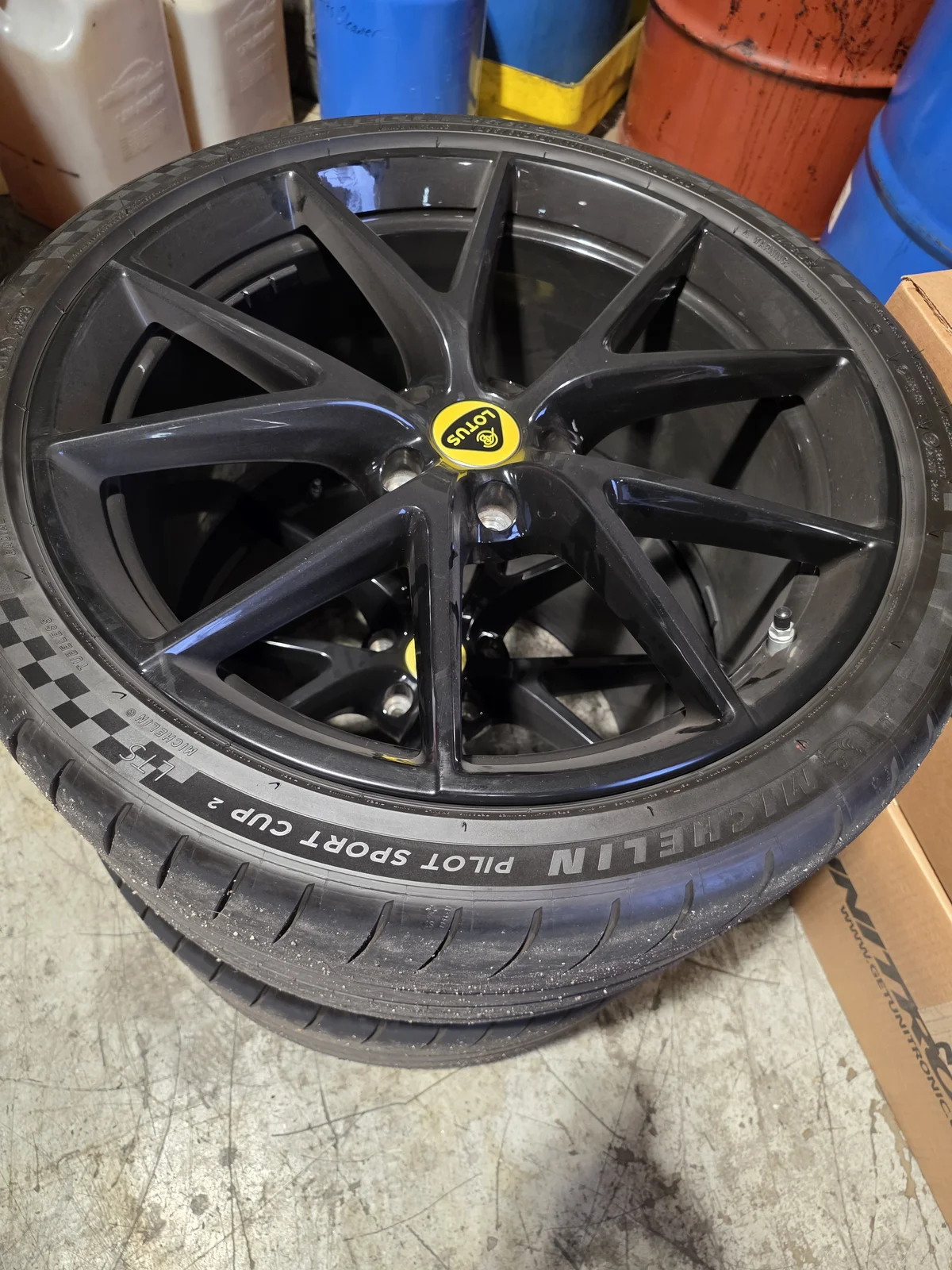 FS: OEM Glossy black V wheels w/ or w/o tires | Lotus Emira Forum