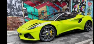 Emira lime green.webp