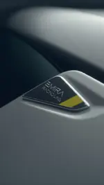 Lotus-Emira-Turbo-SE-Racing-Line-Badge-Detail-9x16.webp