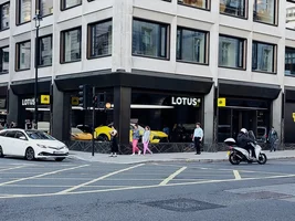 New Lotus Flagship Store in London…( Coming Soon!) /s