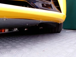 Need a picture of an undamaged front bumper.