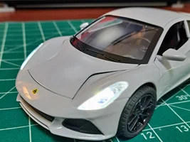 LOTUS エミラの1/24スケールモデル