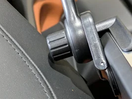 Emira phone mount?