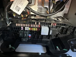 Mirror tap - may have blown fuse?