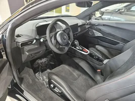 New member, hello from Italy