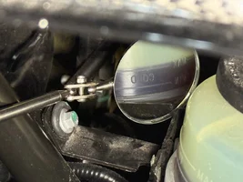 Power steering Fluid top-off