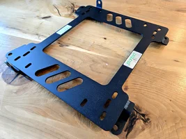 Planted seat brackets