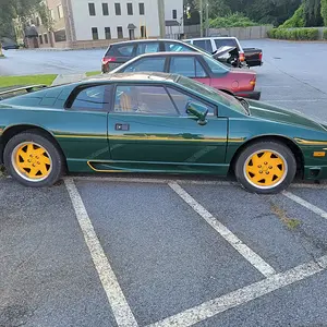 lotus esprit1.jpeg