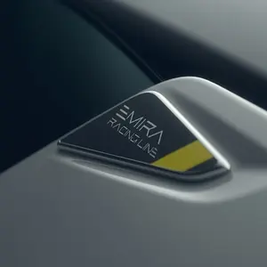 Lotus-Emira-Turbo-SE-Racing-Line-Badge-Detail-9x16.webp