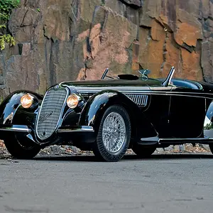 Alfa-Romeo-8C-2900B-Lungo-Spider.webp