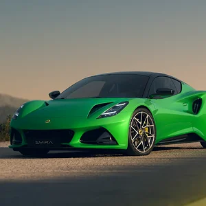 Lotus-Emira-V6-SE-Eos-Green.webp