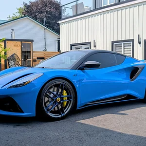 Emira - blue rims.webp