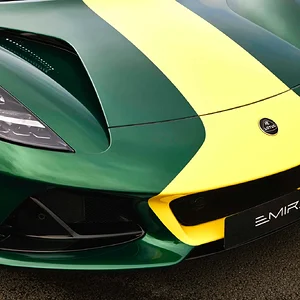 2026-emira-jim-clark-edition-lotus-by6roi09rzvfnyzqkn.webp