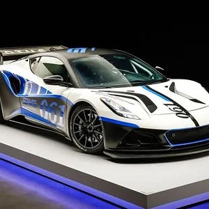 2024_lotus_emira-gt4_36a9882-51753.webp