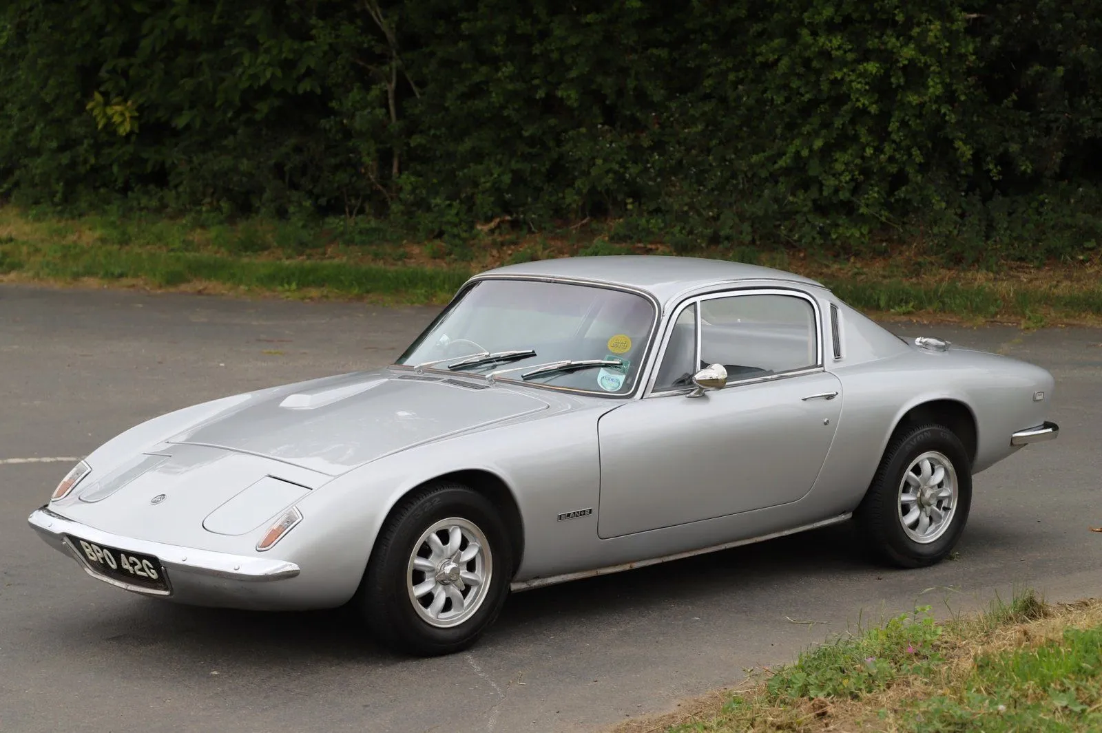 1969 Lotus Elan+2 Silver Frost metallic.jpeg