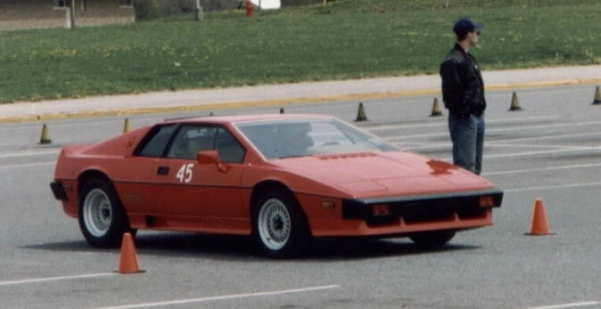 1985 Lotus Turbo Esprit.jpeg
