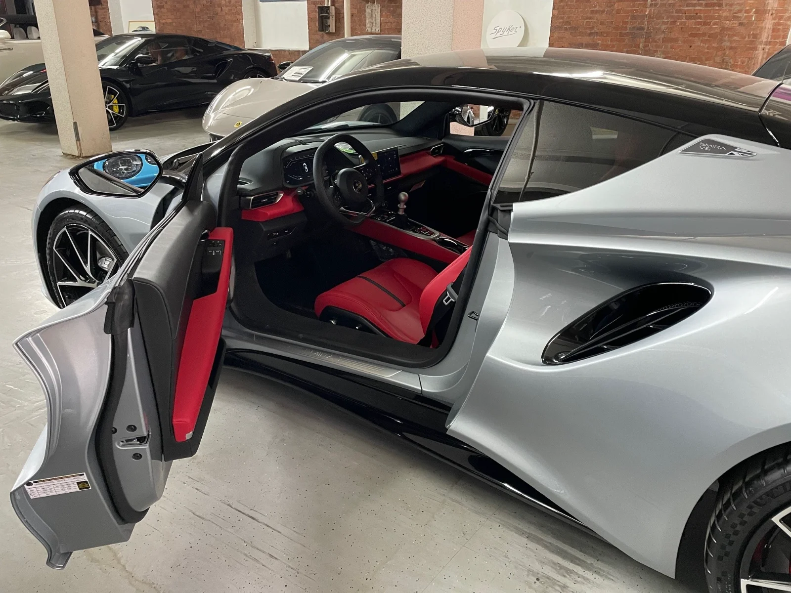 2025 Lotus Emira 1.webp