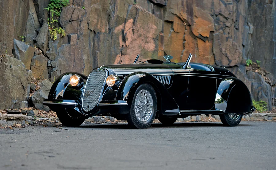 Alfa-Romeo-8C-2900B-Lungo-Spider.webp