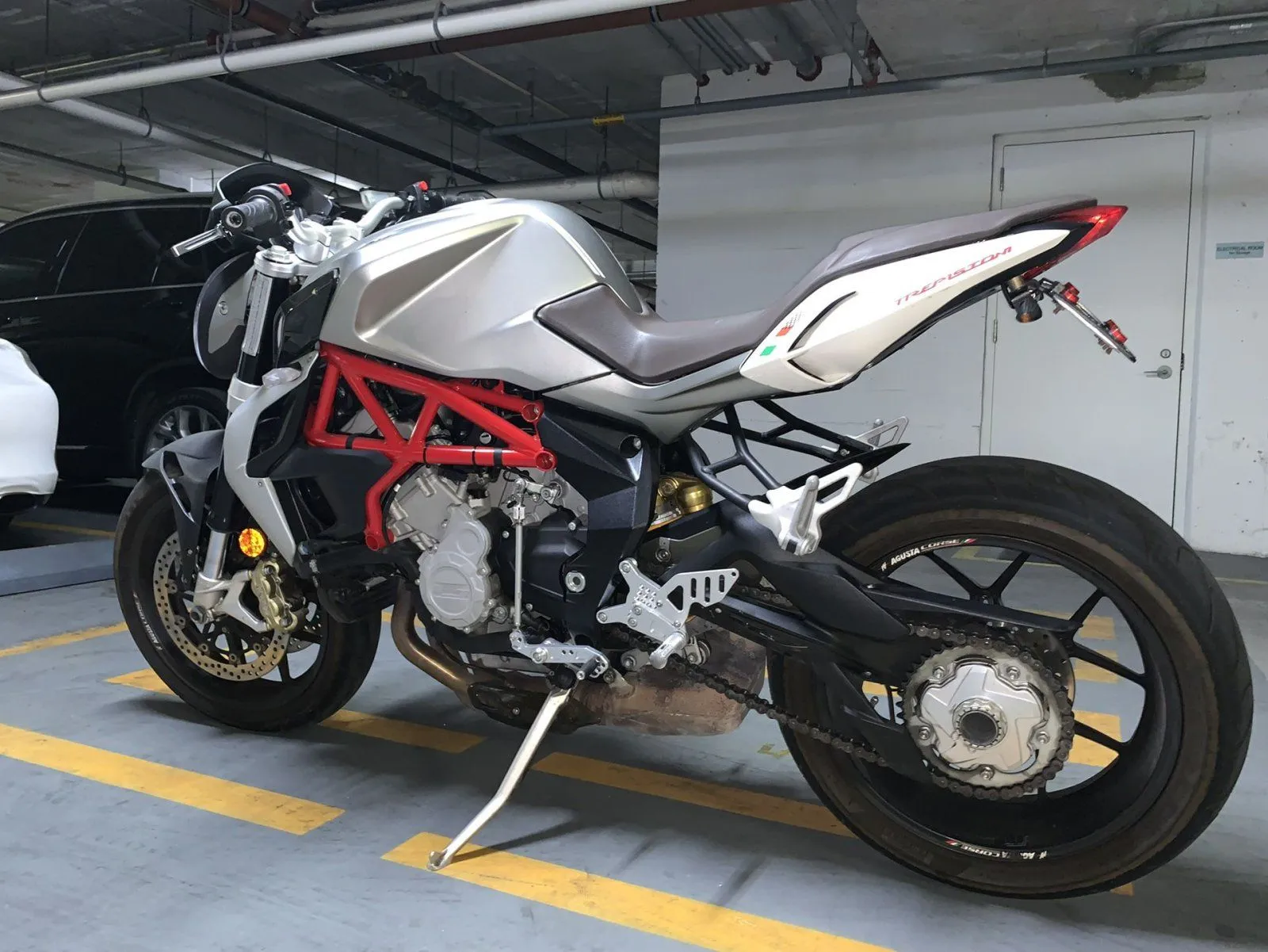 Brutale.jpg