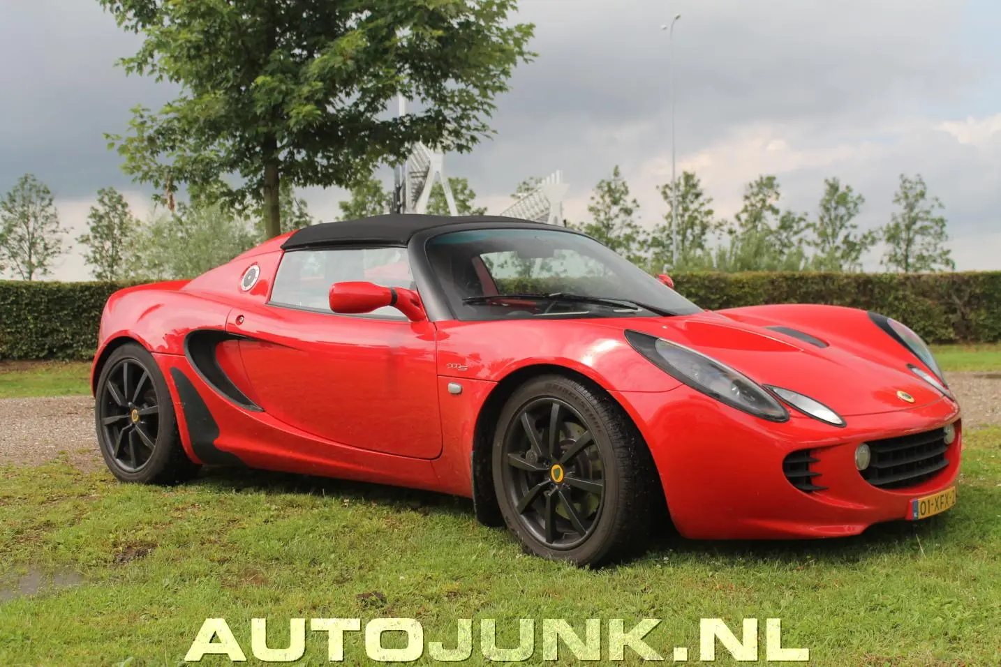 lotus-elise-111s-178723_02.jpg