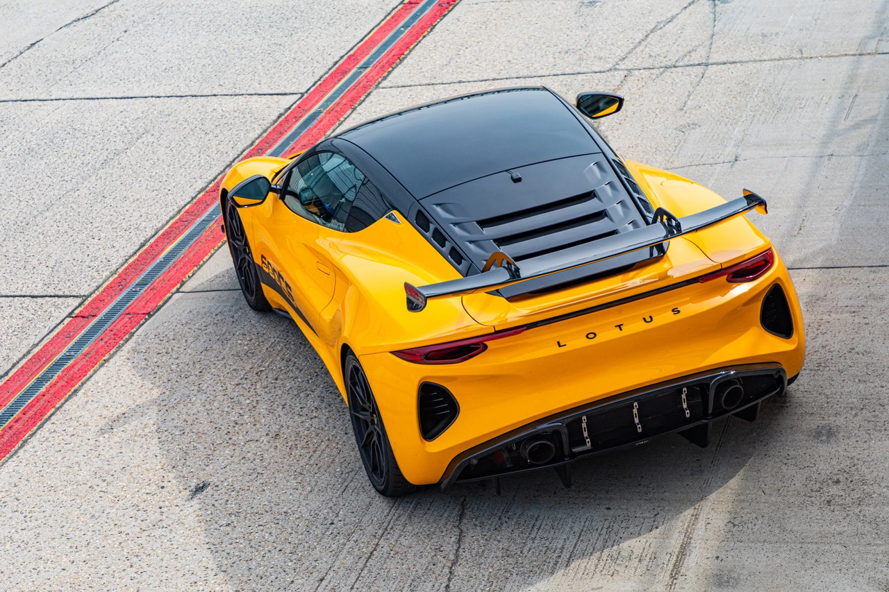 lotus emira 600 clubsport by jubu.webp