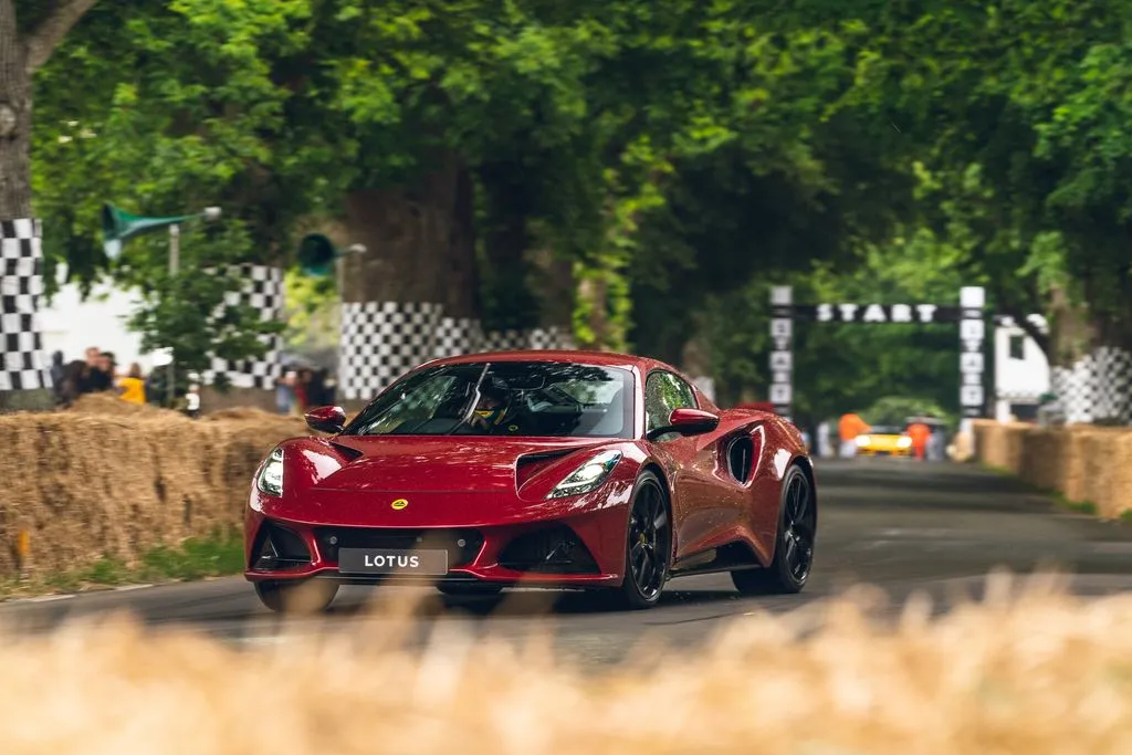 lotus-emira-goodwood-2022-5.jpg