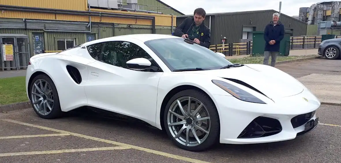 PHOTO-2022-04-28-22-52-34 copy.jpg