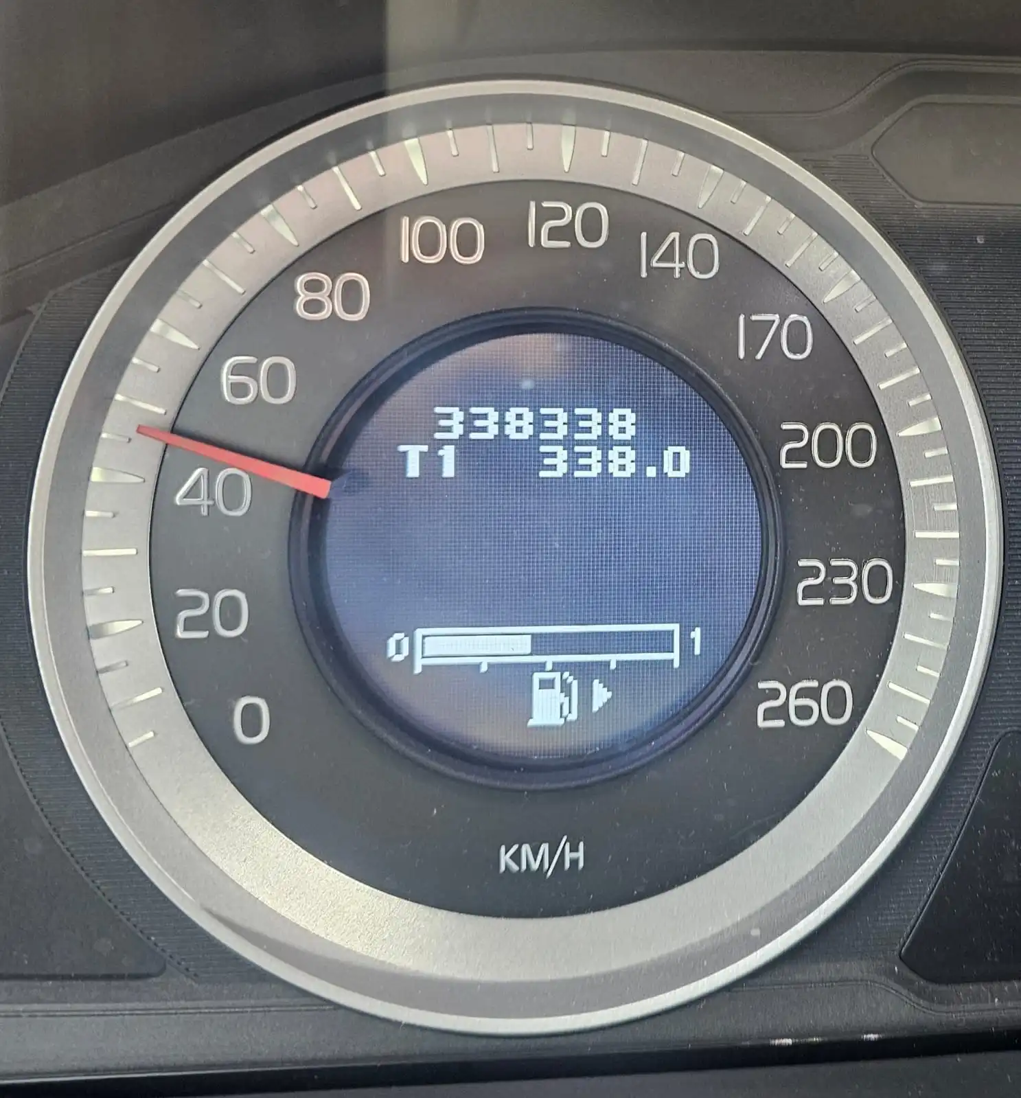 volvo.jpeg